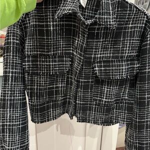 H&M women Cropped Black & White Tweed Jacket size M